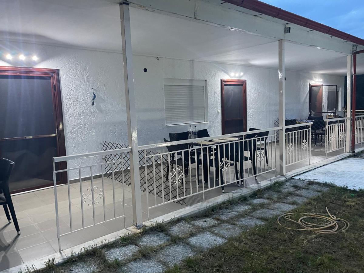 Ευχάριστο Εξοχικό Σπίτι Με Barbeque Appartement Skála Foúrkas Buitenkant foto