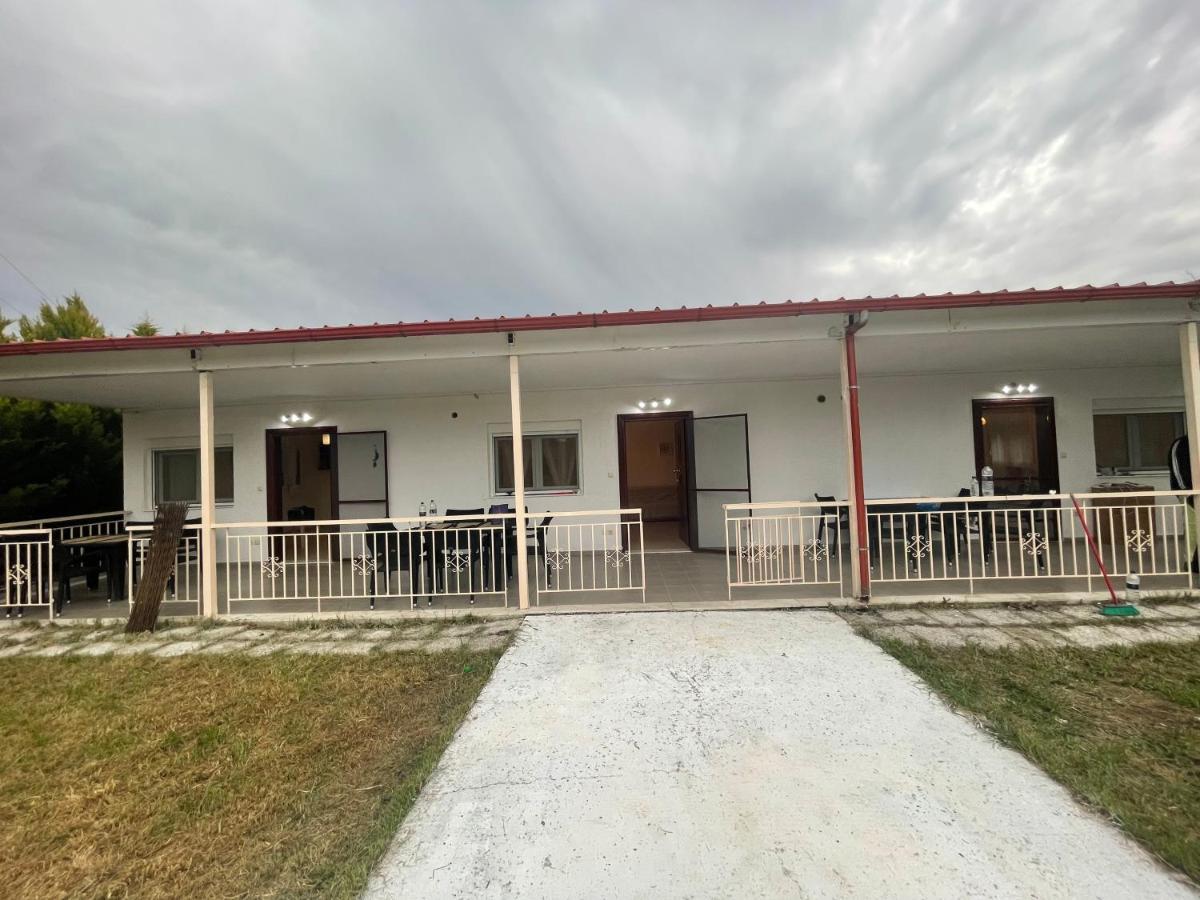 Ευχάριστο Εξοχικό Σπίτι Με Barbeque Appartement Skála Foúrkas Buitenkant foto